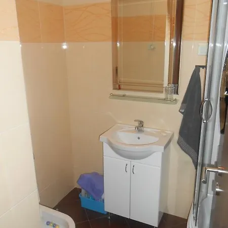 Gorica Lux * Podgorica
